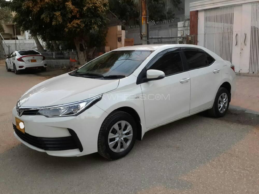 Toyota Corolla 2018 for Sale in Karachi Image-1