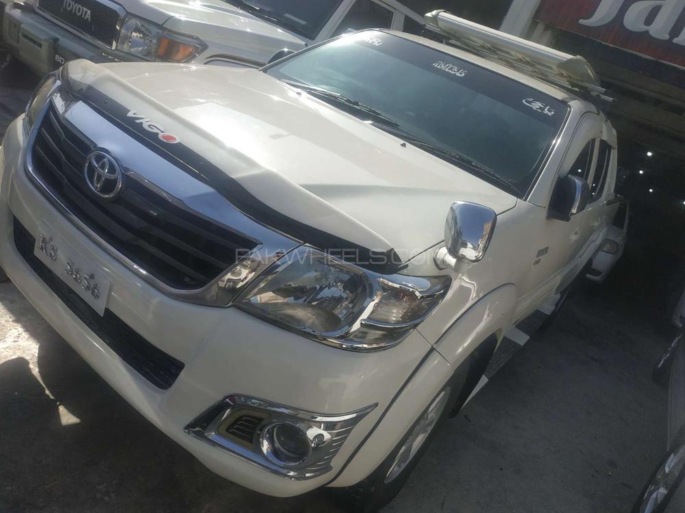 Toyota Hilux 2012 for Sale in Peshawar Toyota Hilux 2012 for Sale in Peshawar Image-4