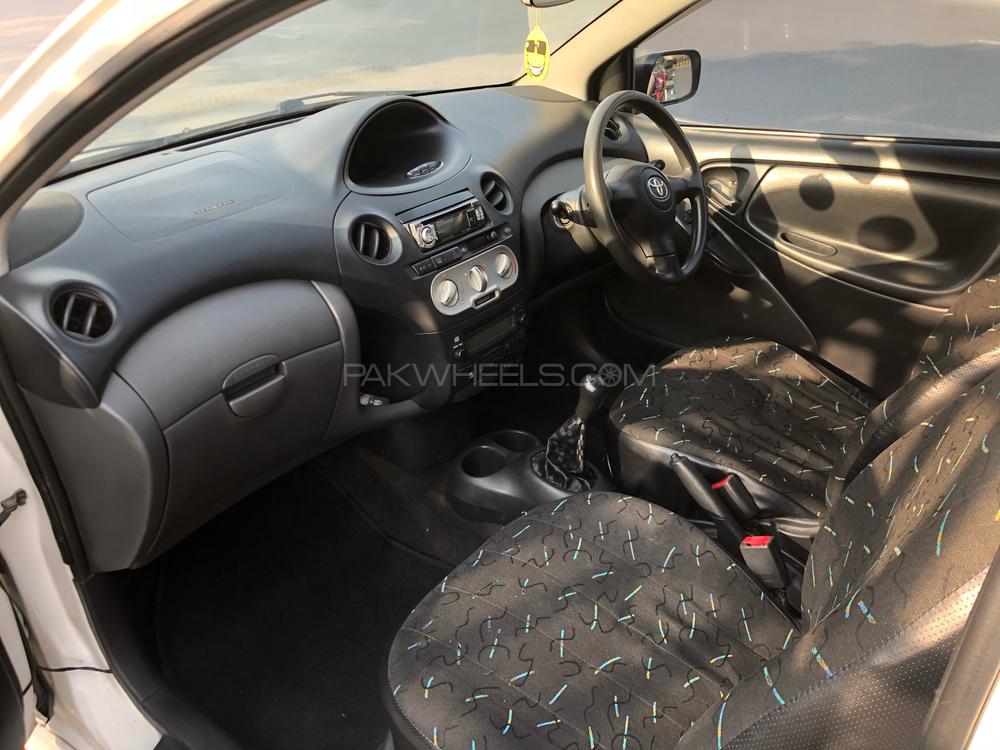 Toyota Vitz 2004 for Sale in Islamabad Toyota Vitz 2004 for Sale in Islamabad Image-3