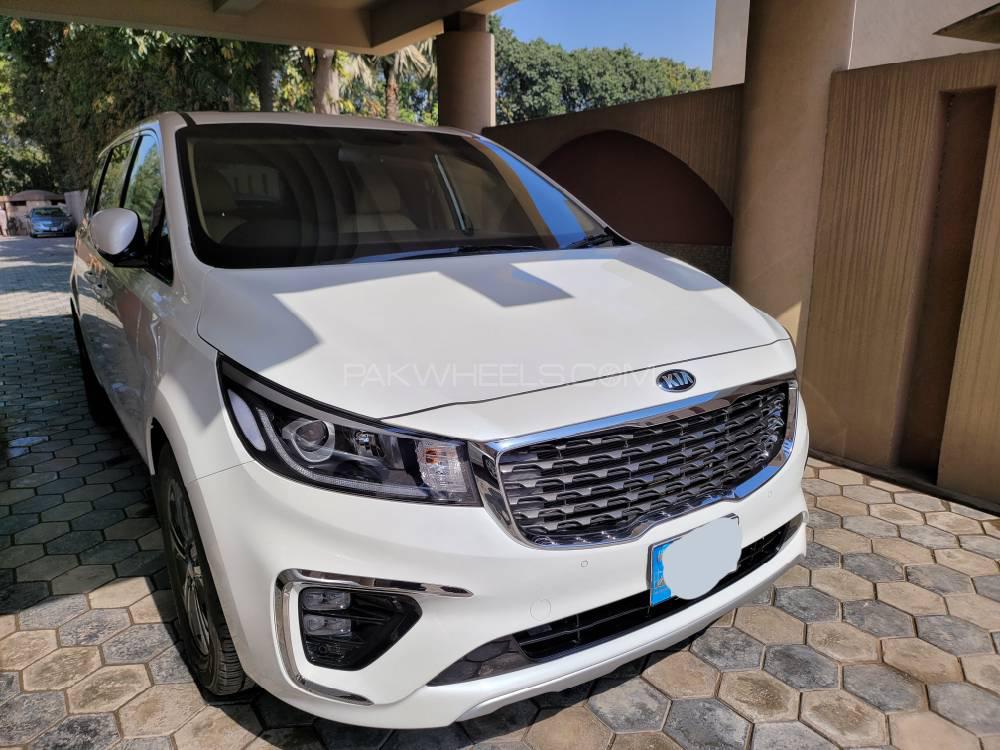 KIA Carnival 2019 for Sale in Lahore Image-1