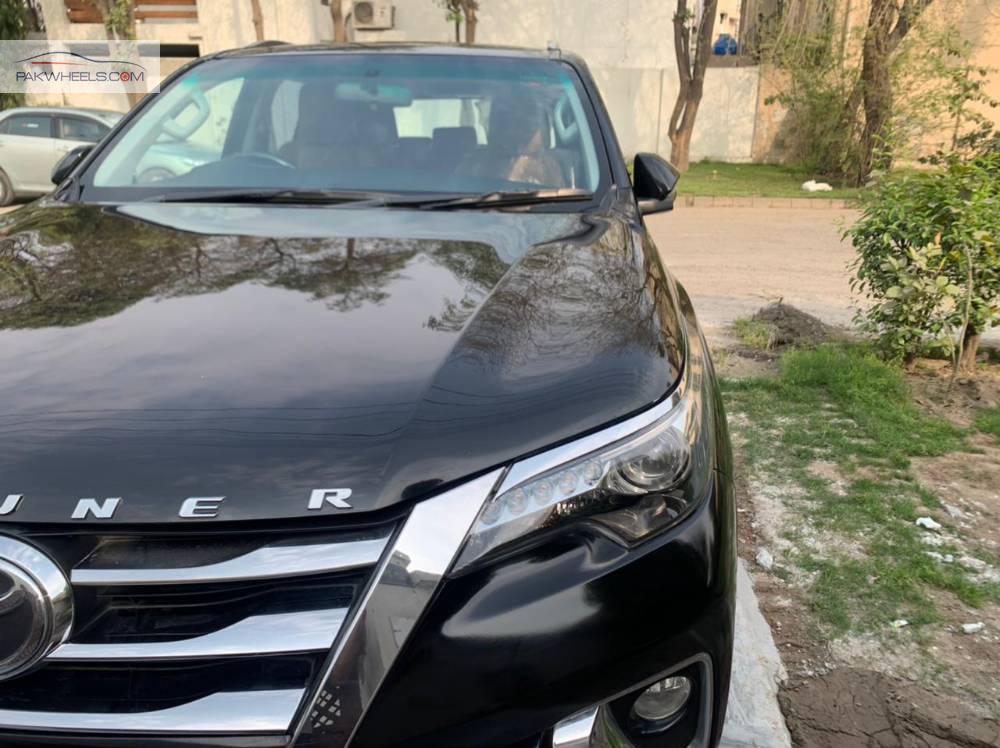 ٹویوٹا فورچیونر 2017 for Sale in لاہور ٹویوٹا فورچیونر 2017 for Sale in لاہور Image-10
