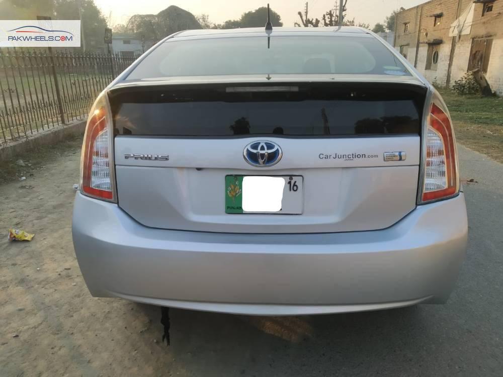 ٹویوٹا پریوس 2012 for Sale in لاہور ٹویوٹا پریوس 2012 for Sale in لاہور Image-14