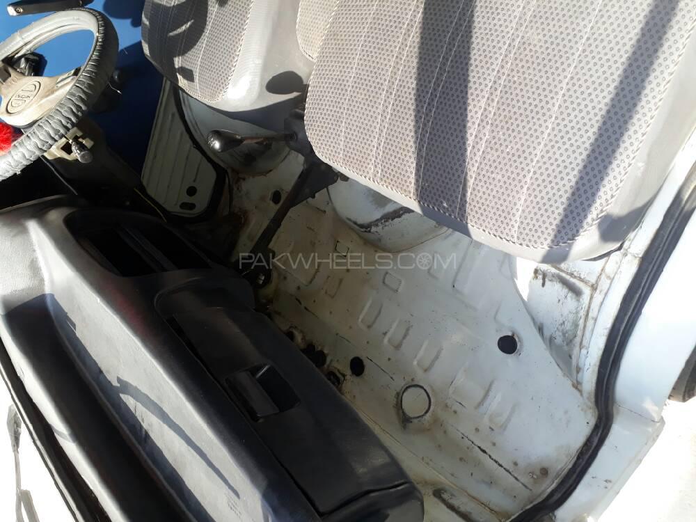 Suzuki Bolan 2011 for Sale in Peshawar Suzuki Bolan 2011 for Sale in Peshawar Image-9