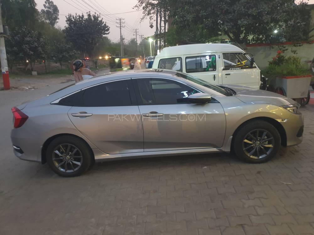 Honda Civic 2020 for Sale in Faisalabad Honda Civic 2020 for Sale in Faisalabad Image-2