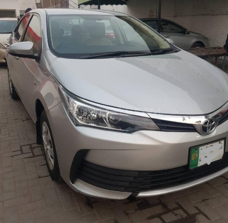 Toyota Corolla 2018 for Sale in Faisalabad Image-1