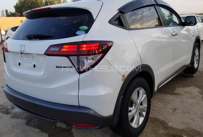 Honda Vezel 2014 for Sale in Karachi Honda Vezel 2014 for Sale in Karachi Image-8