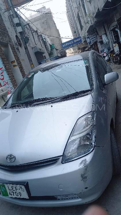 Toyota Prius 2010 for Sale in Lahore Toyota Prius 2010 for Sale in Lahore Image-2