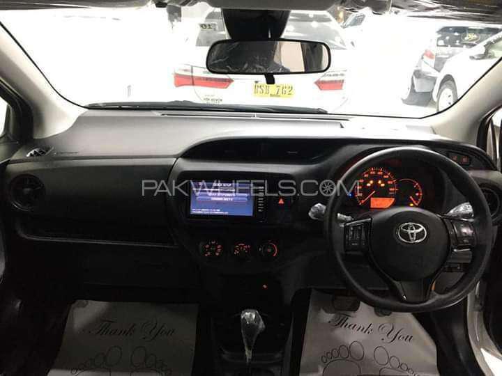 Toyota Vitz 2017 for Sale in Karachi Toyota Vitz 2017 for Sale in Karachi Image-5