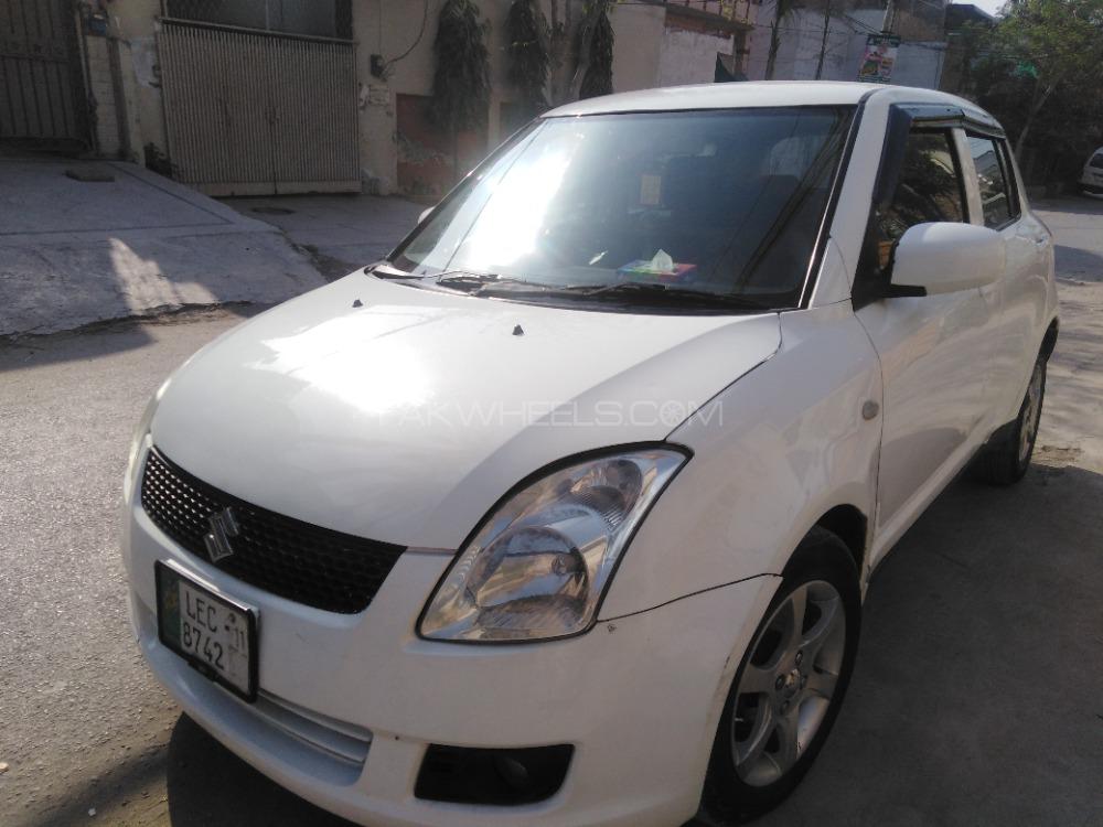Suzuki Swift 2011 for Sale in Lahore Image-1