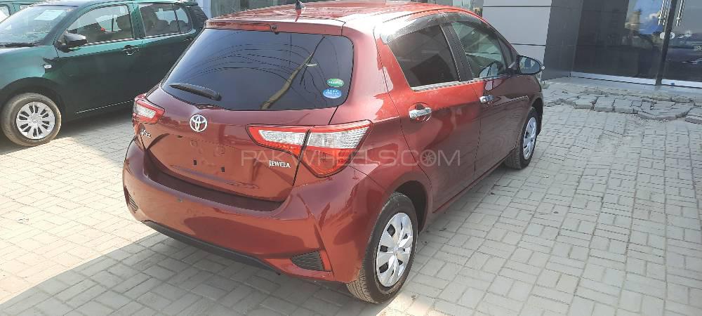 Toyota Vitz 2017 for Sale in Lahore Toyota Vitz 2017 for Sale in Lahore Image-8