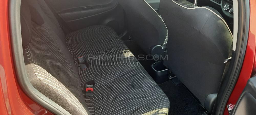 Toyota Vitz 2017 for Sale in Lahore Toyota Vitz 2017 for Sale in Lahore Image-14