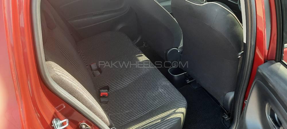 Toyota Vitz 2017 for Sale in Lahore Toyota Vitz 2017 for Sale in Lahore Image-13