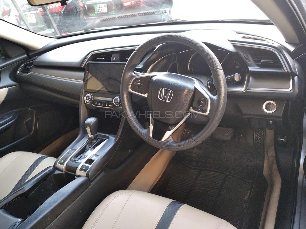 Honda Civic 2018 for Sale in Lahore Honda Civic 2018 for Sale in Lahore Image-9