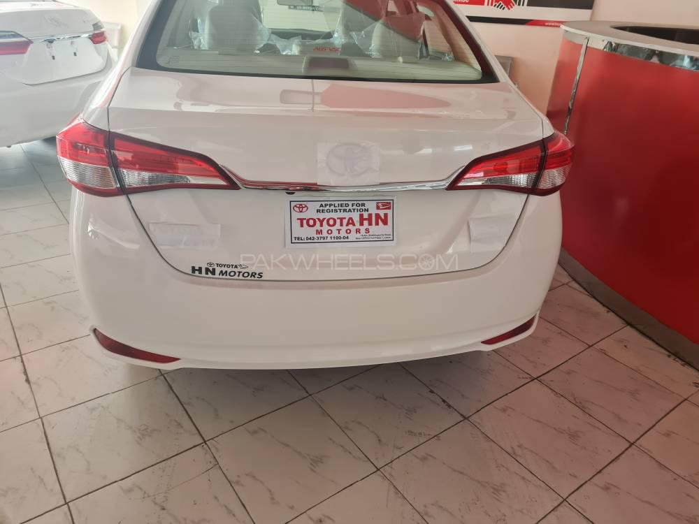 Toyota Yaris Sedan 2021 for Sale in Lahore Image-1