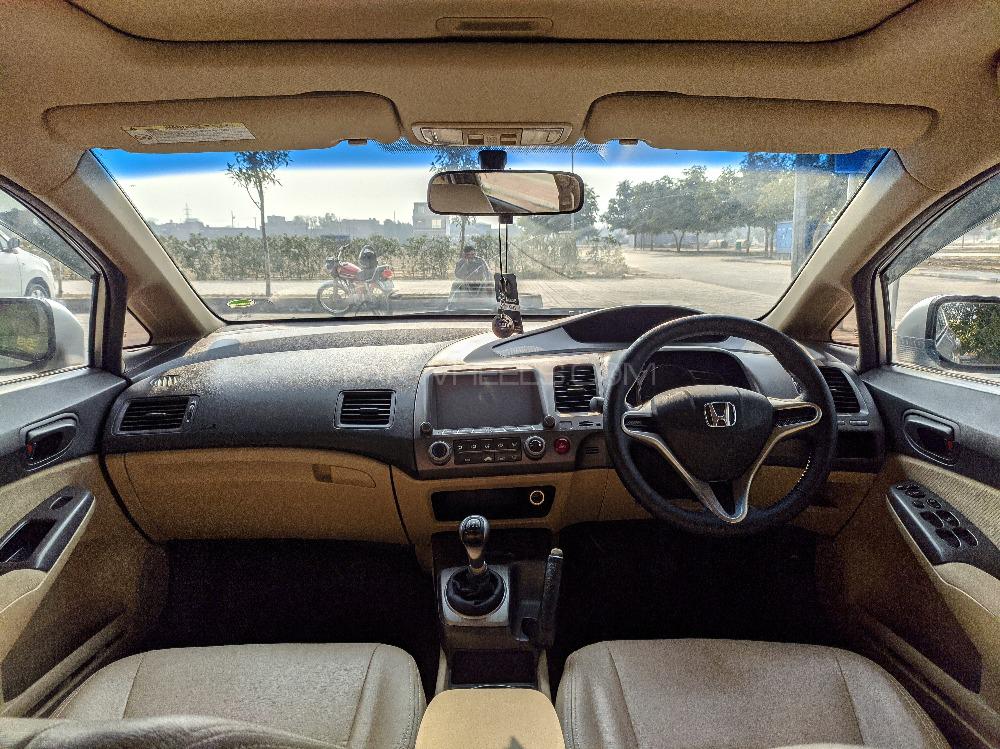 Honda Civic 2010 for Sale in Lahore Honda Civic 2010 for Sale in Lahore Image-11