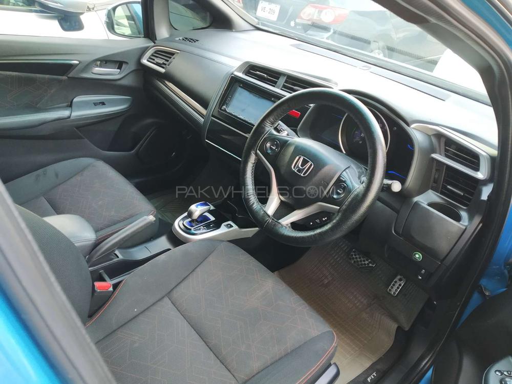 Honda Fit 2014 for Sale in Lahore Honda Fit 2014 for Sale in Lahore Image-5