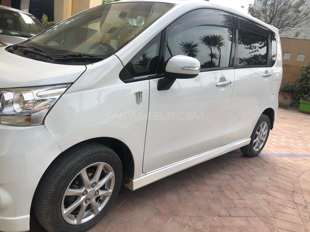 Daihatsu Move 2011 for Sale in Sialkot Daihatsu Move 2011 for Sale in Sialkot Image-2