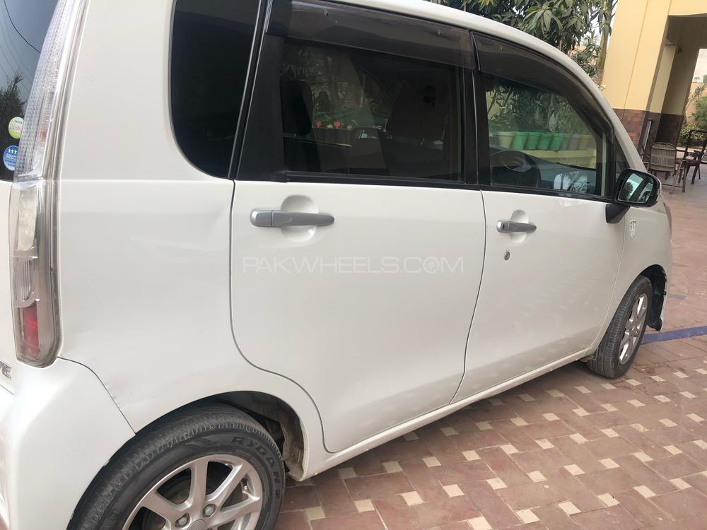 Daihatsu Move 2011 for Sale in Sialkot Daihatsu Move 2011 for Sale in Sialkot Image-3