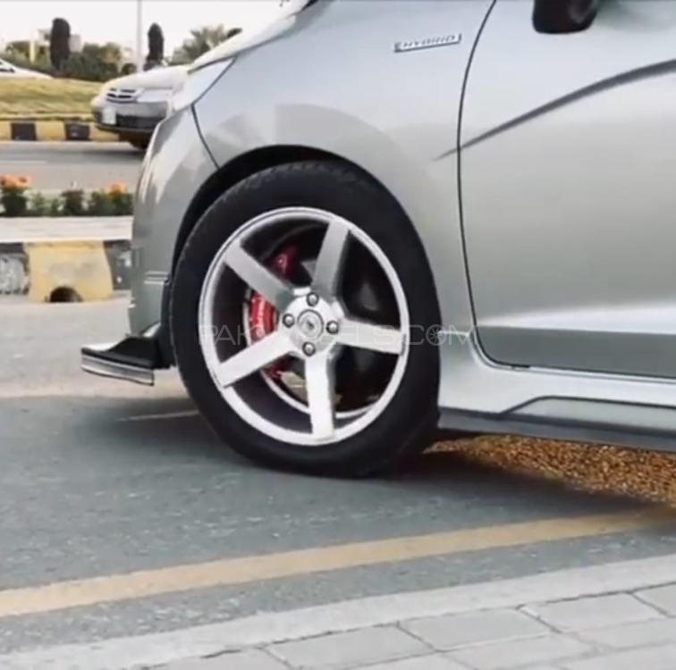 Honda Fit - 2016  Image-1