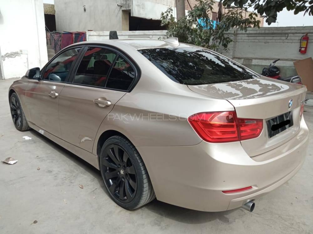 BMW 3 Series 2015 for Sale in Lahore BMW 3 Series 2015 for Sale in Lahore Image-4