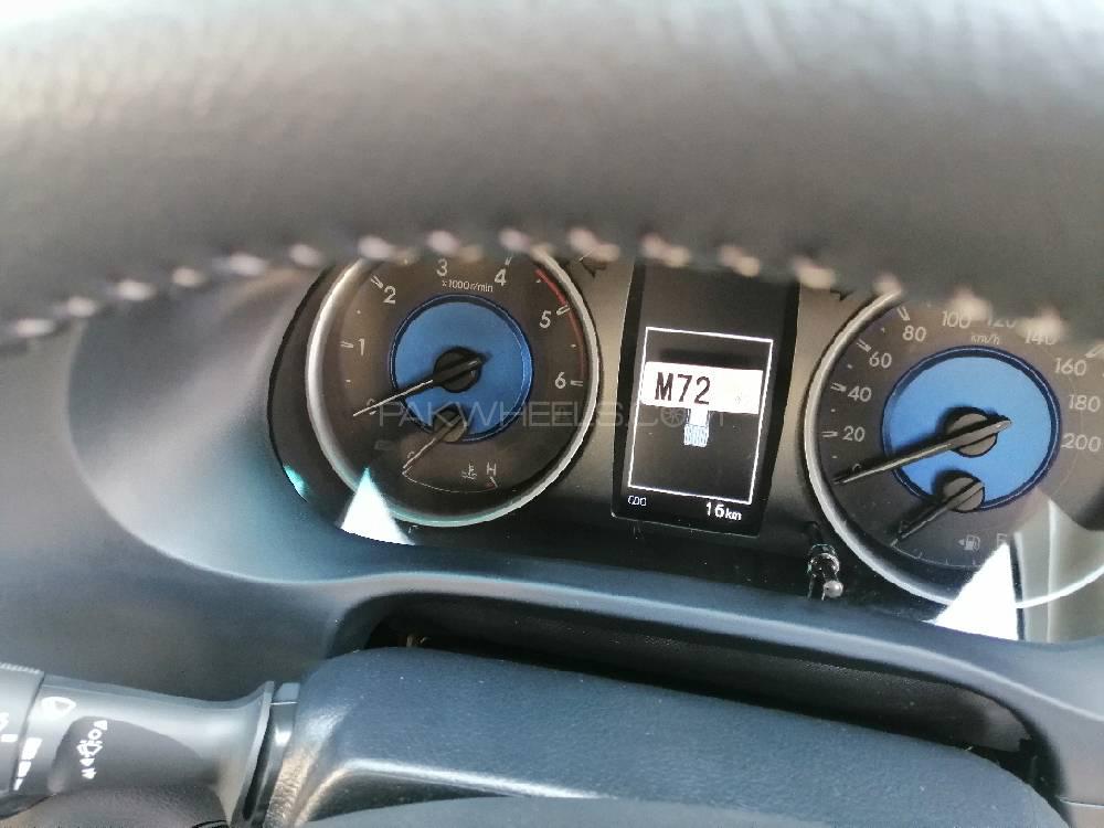 Toyota Hilux 2021 for Sale in Peshawar Toyota Hilux 2021 for Sale in Peshawar Image-3