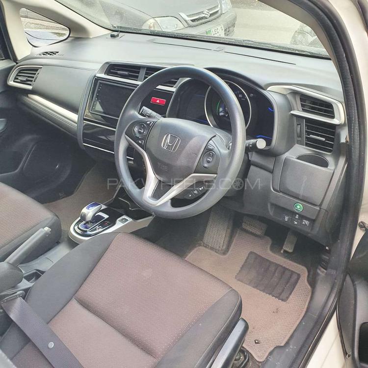 ہونڈا فٹ 2016 for Sale in لاہور ہونڈا فٹ 2016 for Sale in لاہور Image-5