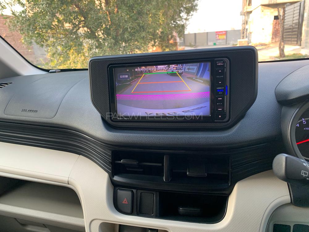 Daihatsu Move 2017 for Sale in Sahiwal Daihatsu Move 2017 for Sale in Sahiwal Image-8