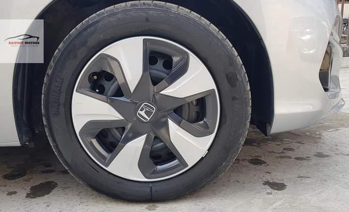 Honda Fit 2017 for Sale in Karachi Honda Fit 2017 for Sale in Karachi Image-11