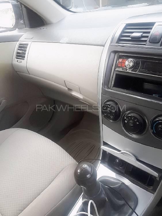 Toyota Corolla 2011 for Sale in Peshawar Toyota Corolla 2011 for Sale in Peshawar Image-9