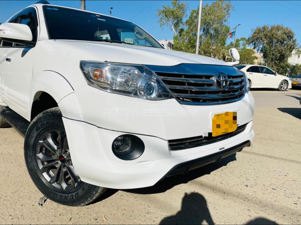 ٹویوٹا فورچیونر 2015 for Sale in کراچی Image-1