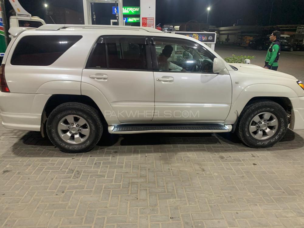 ٹویوٹا سرف 2004 for Sale in گجرانوالہ ٹویوٹا سرف 2004 for Sale in گجرانوالہ Image-5