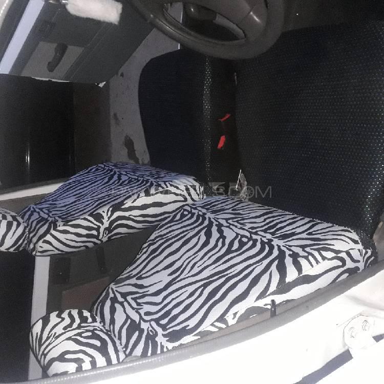 Suzuki Mehran 2011 for Sale in Rawalpindi Suzuki Mehran 2011 for Sale in Rawalpindi Image-9