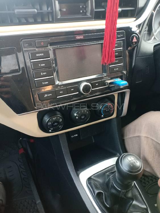 Toyota Corolla 2019 for Sale in Gujranwala Toyota Corolla 2019 for Sale in Gujranwala Image-3