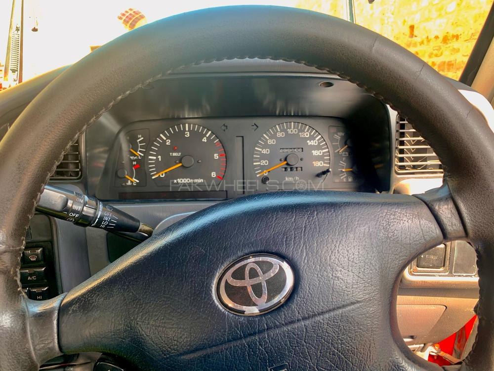 Toyota Land Cruiser 1997 for Sale in Peshawar Toyota Land Cruiser 1997 for Sale in Peshawar Image-7