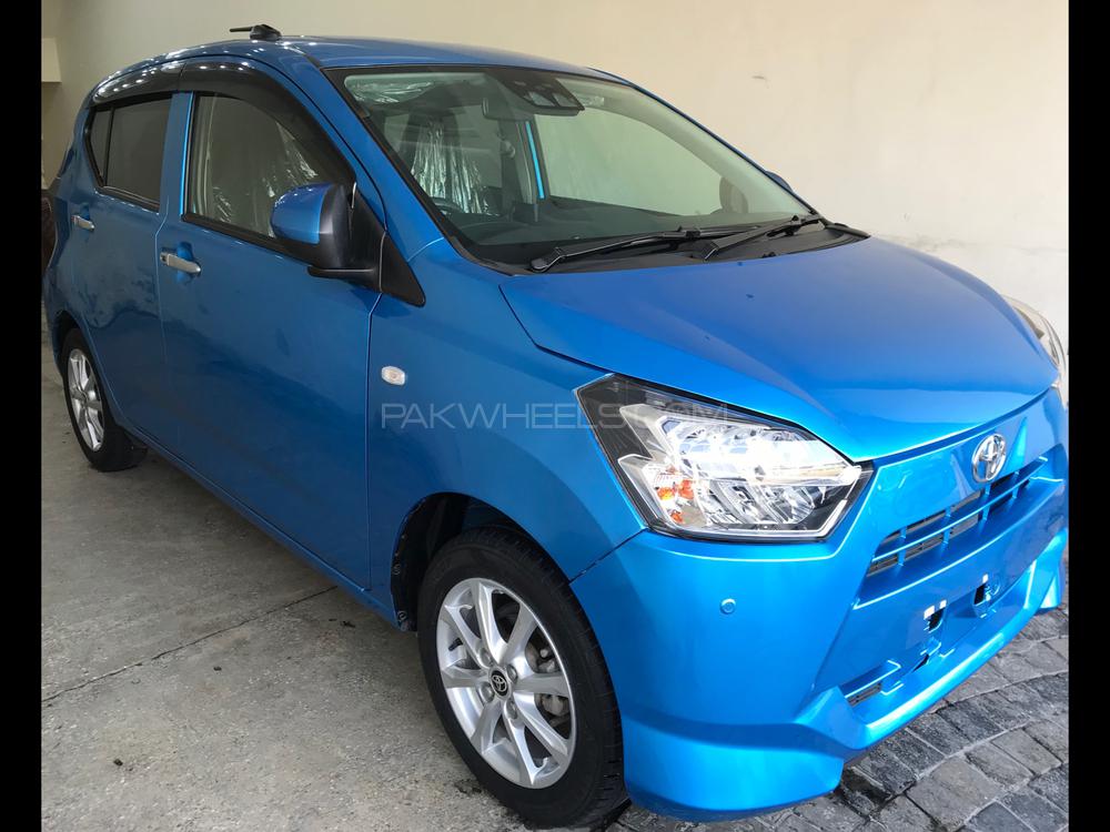 Toyota Pixis Epoch 2017 for Sale in Lahore Toyota Pixis Epoch 2017 for Sale in Lahore Image-6