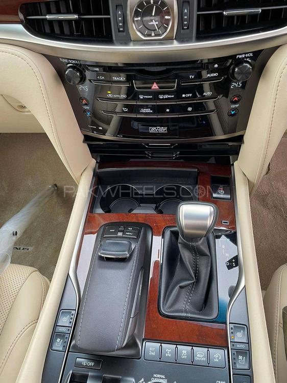 Lexus LX Series 2016 for Sale in Karachi Lexus LX Series 2016 for Sale in Karachi Image-6