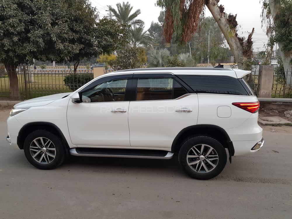 ٹویوٹا فورچیونر 2019 for Sale in ملتان ٹویوٹا فورچیونر 2019 for Sale in ملتان Image-5