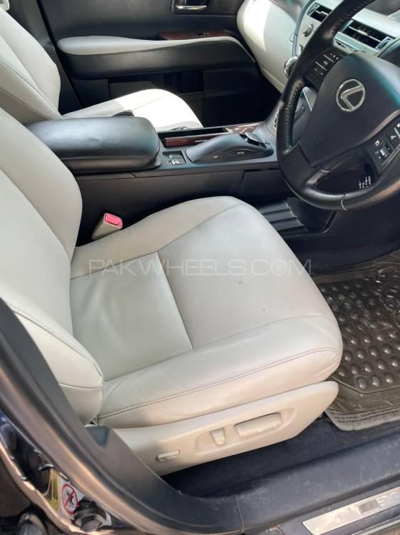 Lexus RX Series 2009 for Sale in Karachi Lexus RX Series 2009 for Sale in Karachi Image-10