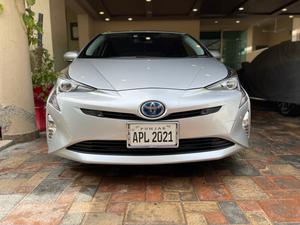 Toyota Prius S Touring Selection 2017 for Sale