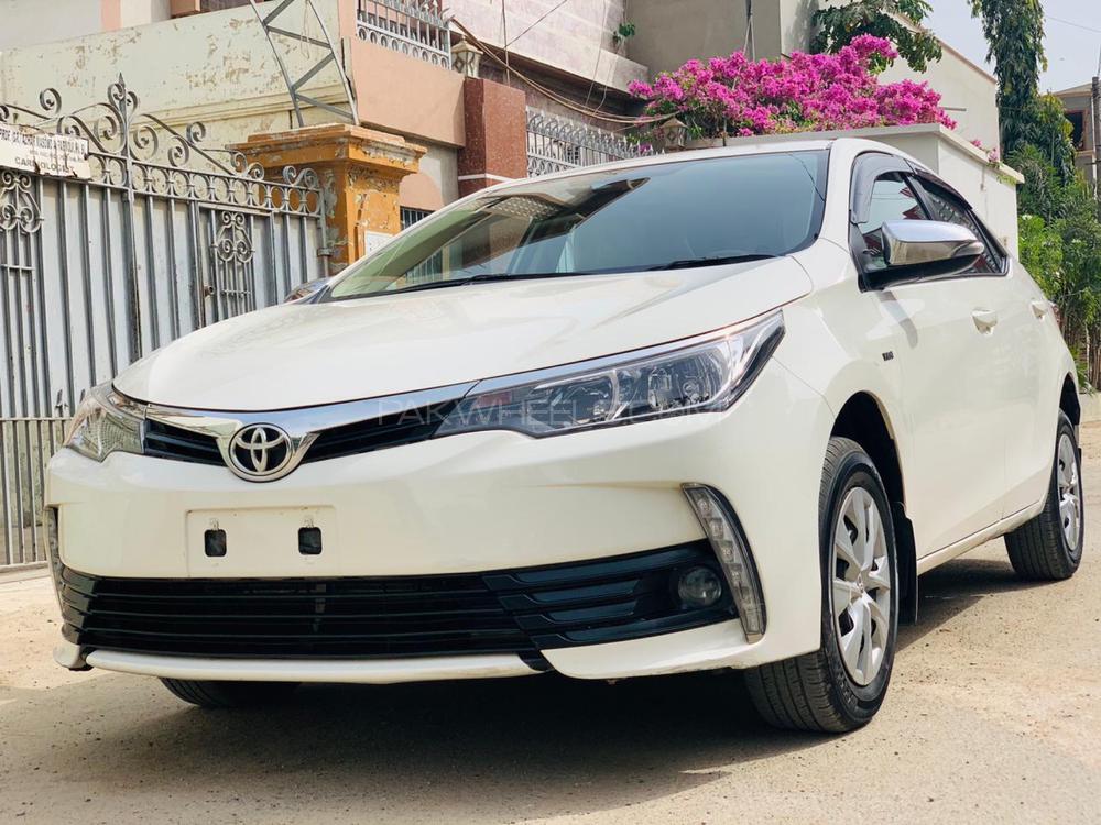 Toyota Corolla 2017 for Sale in Karachi Image-1