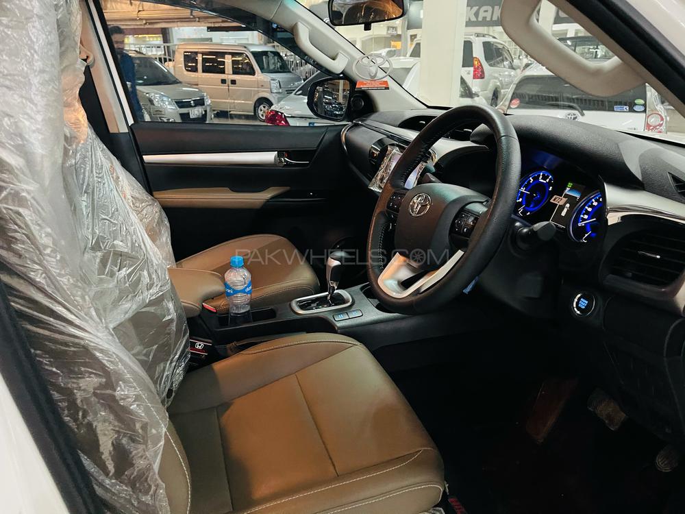 ٹویوٹا ہائیلکس 2020 for Sale in پشاور ٹویوٹا ہائیلکس 2020 for Sale in پشاور Image-6
