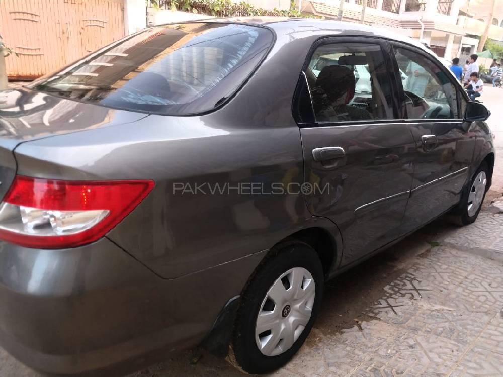 ہونڈا سٹی 2004 for Sale in کراچی ہونڈا سٹی 2004 for Sale in کراچی Image-13