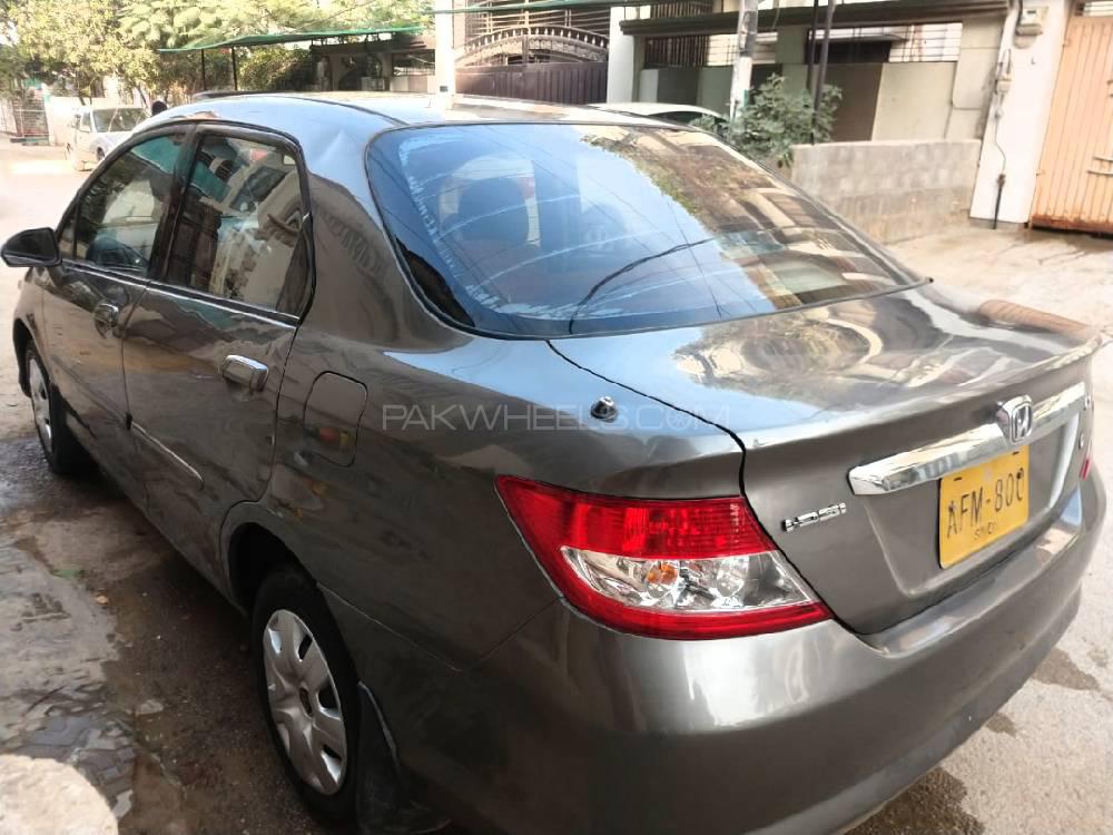 ہونڈا سٹی 2004 for Sale in کراچی ہونڈا سٹی 2004 for Sale in کراچی Image-10