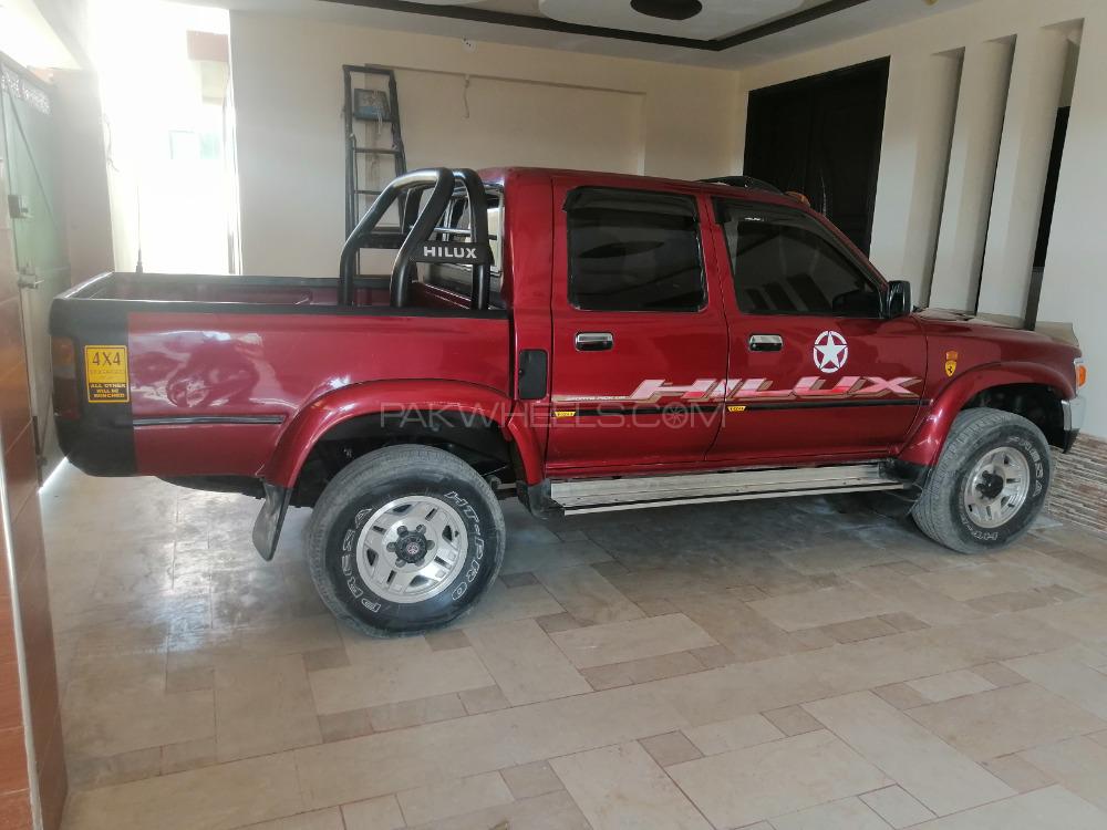 Toyota Hilux 1995 for Sale in Jhang Image-1
