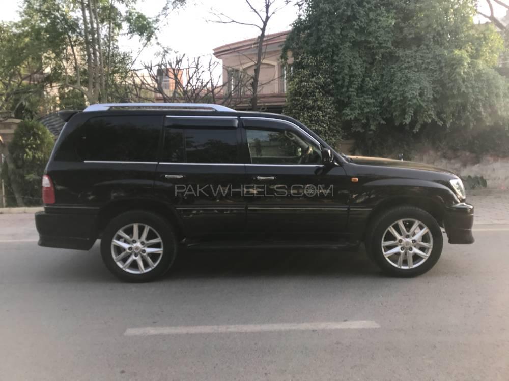 Toyota Land Cruiser 2003 for Sale in Lahore Toyota Land Cruiser 2003 for Sale in Lahore Image-7