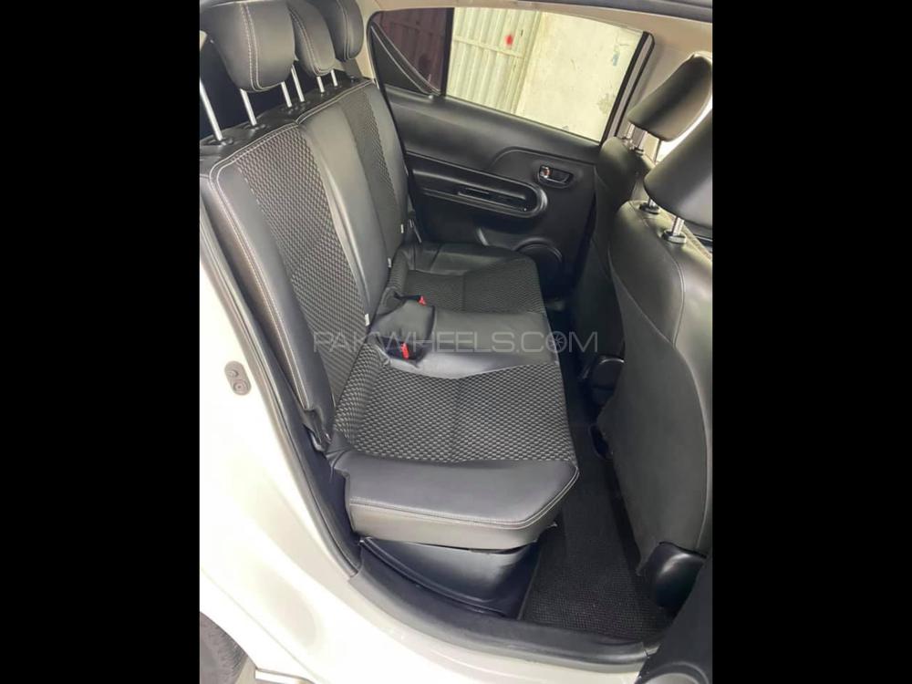 Toyota Aqua 2015 for Sale in Rawalpindi Toyota Aqua 2015 for Sale in Rawalpindi Image-9