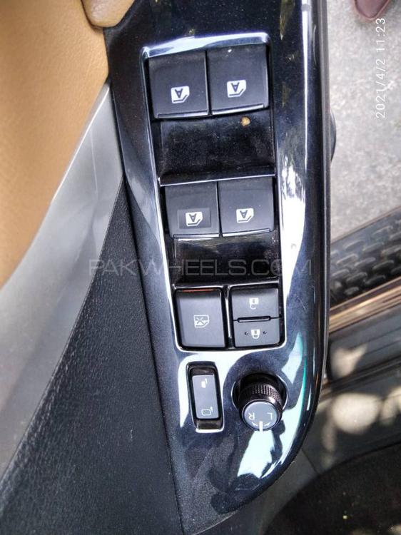 Toyota Fortuner 2018 for Sale in Lahore Toyota Fortuner 2018 for Sale in Lahore Image-11