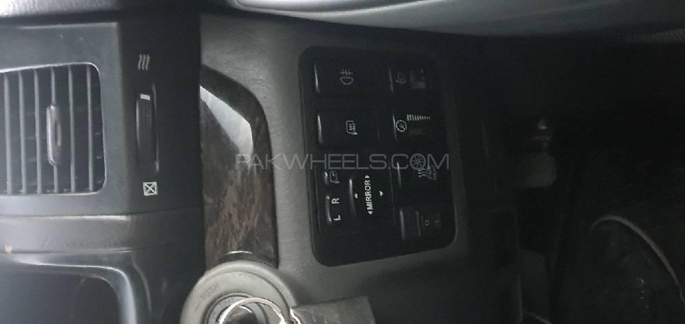 ٹویوٹا پراڈو 2007 for Sale in مانسہرہ ٹویوٹا پراڈو 2007 for Sale in مانسہرہ Image-12