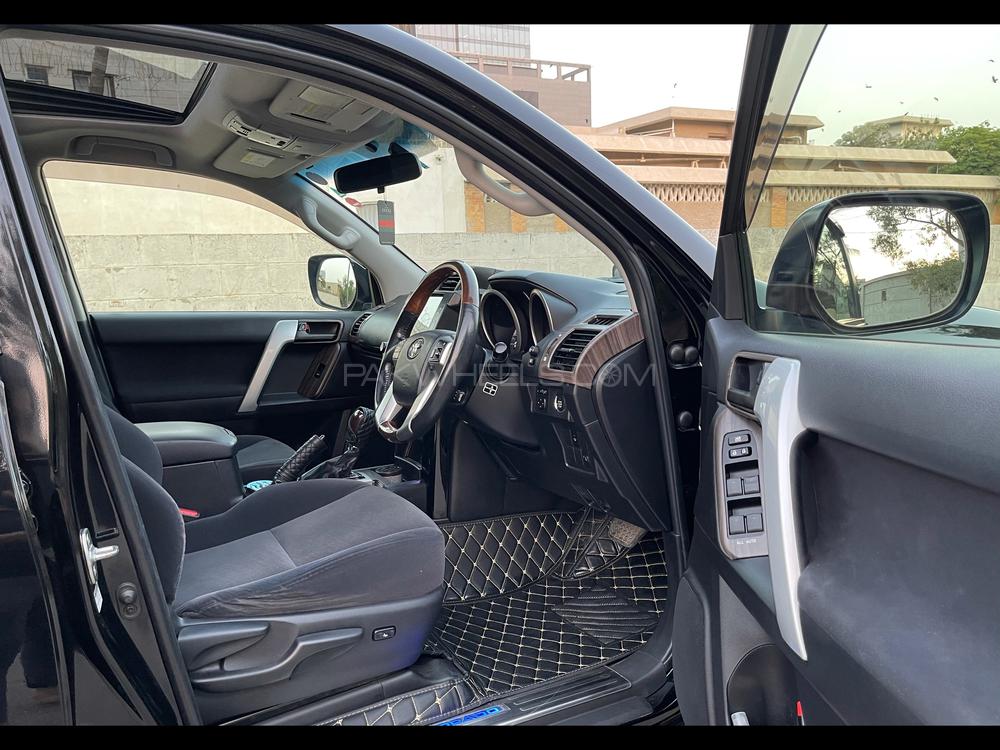 Toyota Prado 2013 for Sale in Karachi Toyota Prado 2013 for Sale in Karachi Image-10
