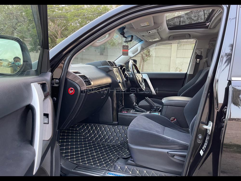 Toyota Prado 2013 for Sale in Karachi Toyota Prado 2013 for Sale in Karachi Image-12